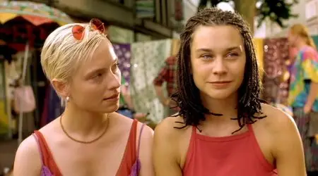 Im Juli / In July (2000)