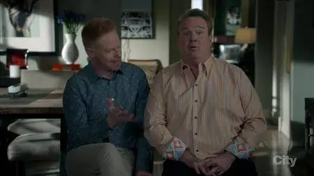 Modern Family S09E13