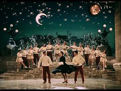 Karnavalnaya noch / Carnival in Moscow (1956)