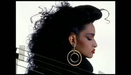 (Fr5) Empreintes : Jean-Paul Goude (2010)