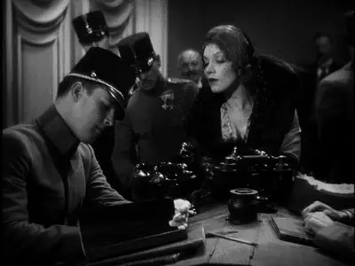 Dishonored (1931)