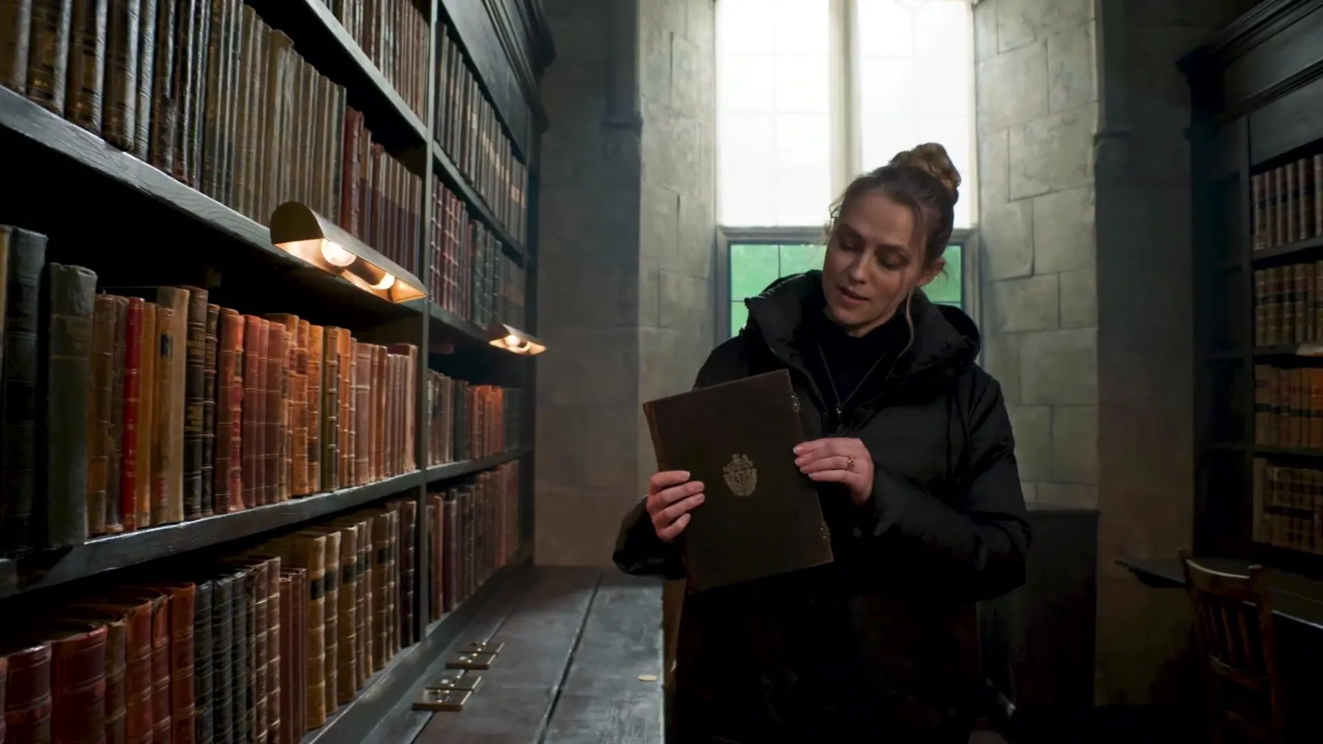 A Discovery of Witches S03E00