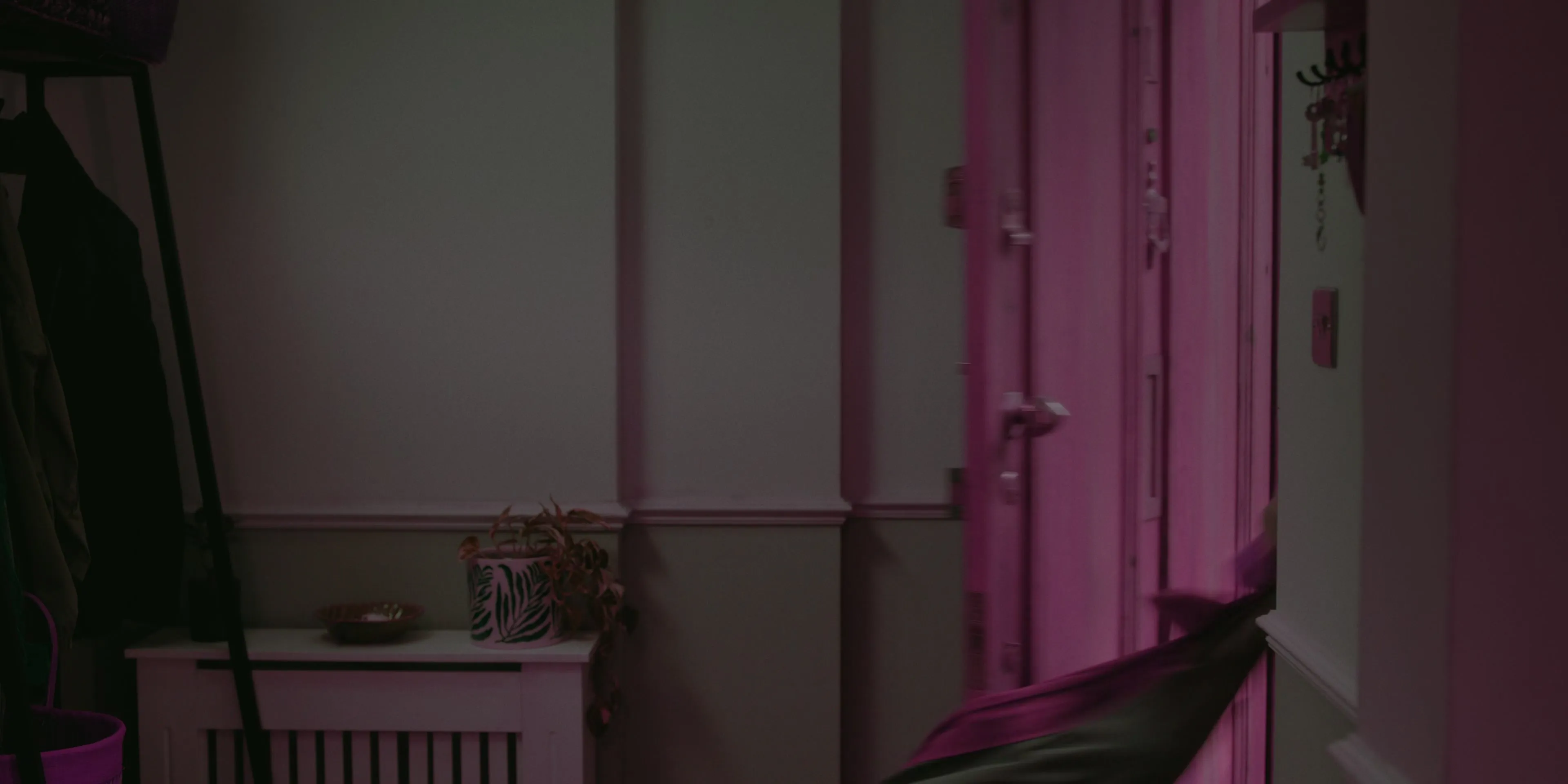 Down Cemetery Road S01E02