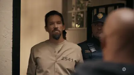S.W.A.T. S07E01