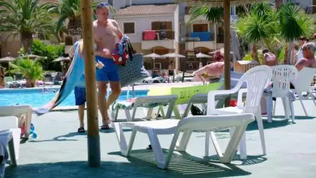 CH5. - How to Bag a Bargain Holiday (2023)
