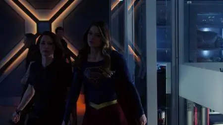 Supergirl S01 (2015)