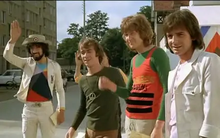 Les Bidasses en folie (1971)