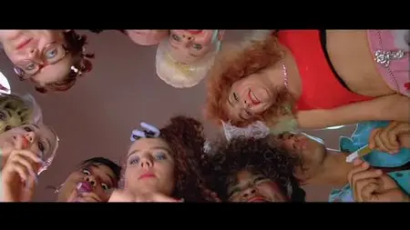Earth Girls Are Easy (1988) Special Edition