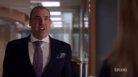 Suits S08E01