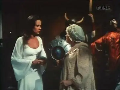 Terror in the Wax Museum (1973)