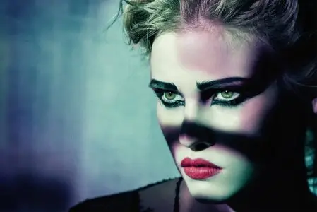 Lara Stone by Paolo Roversi for M Le Monde (Special Beauty Issue) November 2012