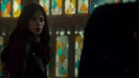 Shadowhunters S03E01