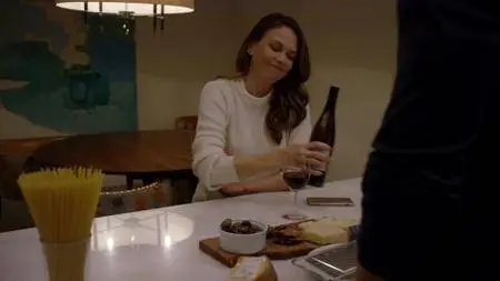 Younger S05E09