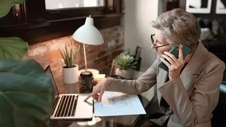 Explore Your Personal History: Through Memoir Documentation