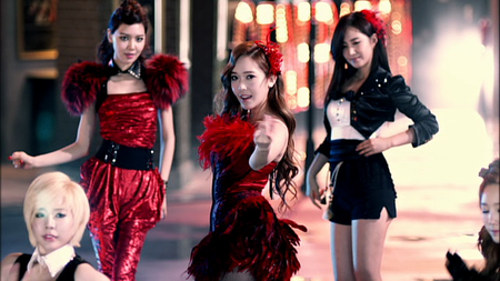 Girls' Generation - Paparazzi (2012)