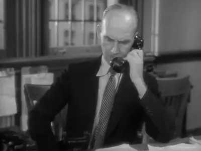 Murder on a Honeymoon (1935)