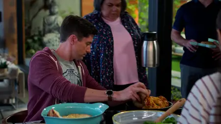 Home Economics S02E04