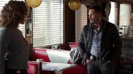 Shades of Blue S03E01