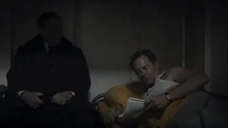A Spy Among Friends S01E02