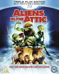 Aliens in the Attic (2009)