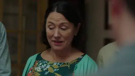 Two Doors Down S03E01