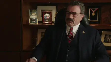 Blue Bloods S08E01