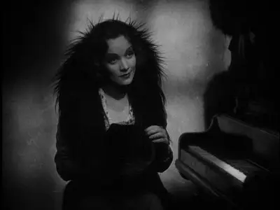 Dishonored (1931)