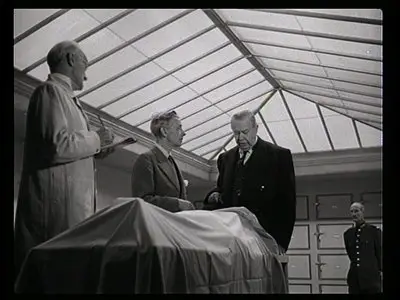 Lured (1947)