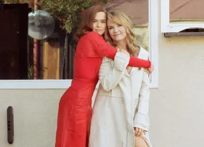 Zoey Deutch and Lea Thompson by Madelyn Deutch for InStyle April 2021