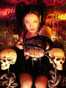 Juliya Chernetsky - Mistress of Metal from Fuse TV