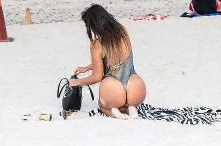 Claudia Romani Swimsuit Candids in Miami March 13, 2017