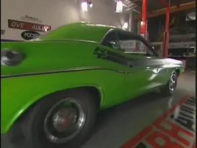 Overhaulin S02E08 - Challenging Mopar