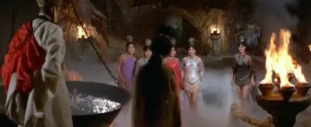 The Cave of Silken Web (1967)
