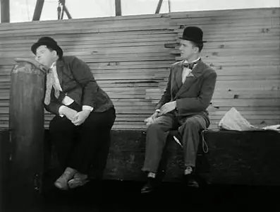 The Laurel & Hardy Murder Case (1930)