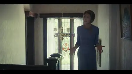 Mrs. America S01E01