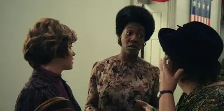 Mrs. America S01E06