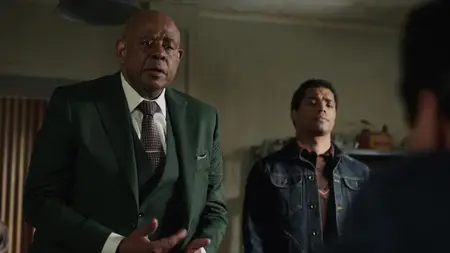 Godfather of Harlem S04E08