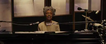 Nina (2016)