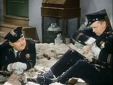 LAUREL & HARDY: The Midnight Patrol (1933) - colored -