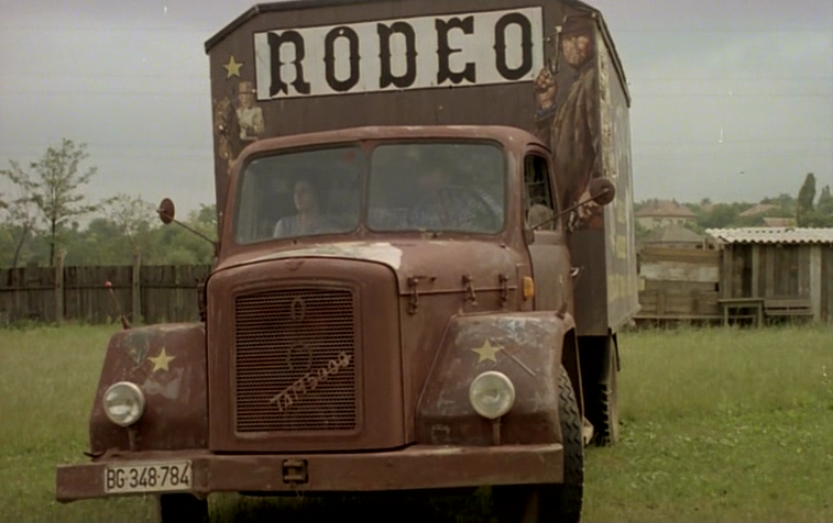 Pas koji je voleo vozove / The Dog That Liked Trains (1977)