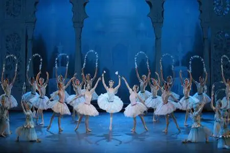 Gavin Sutherland, Orchestra of the English National Ballet, Alina Cojocaru, Vadim Muntagirov - Adam: Le Corsaire (2015)