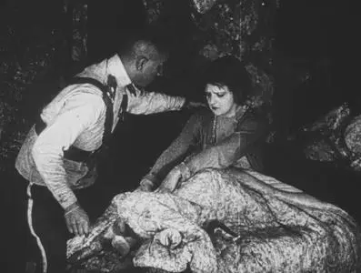 Foolish Wives (1922)