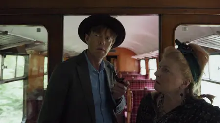 Beyond Paradise S02E01