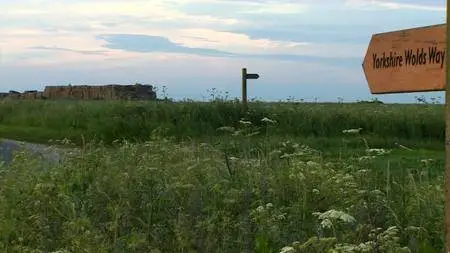 BBC - Yorkshire Wolds Way with Paul Rose (2017)