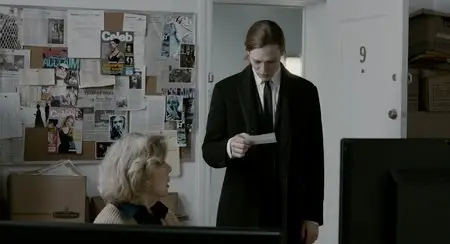 Antiviral (2012)