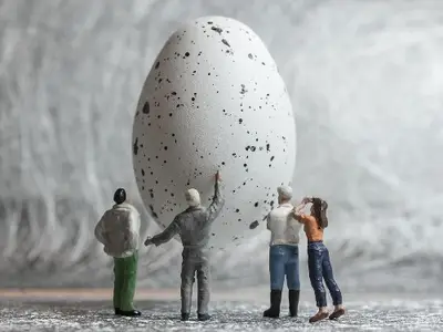 61Alien Eggs