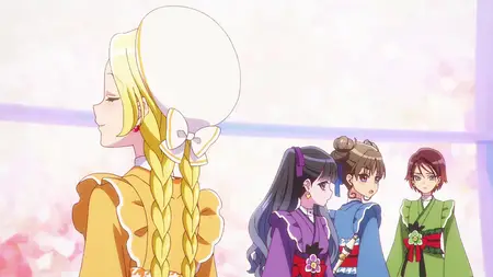MAEBASHI WITCHES S01E07 Its Tiring When Saying Its Tiring