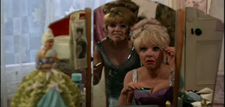 Smashing Time (1967) 
