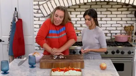 Selena + Chef S02E02