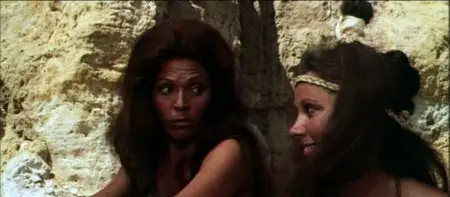 When women played ding-dong (1971)